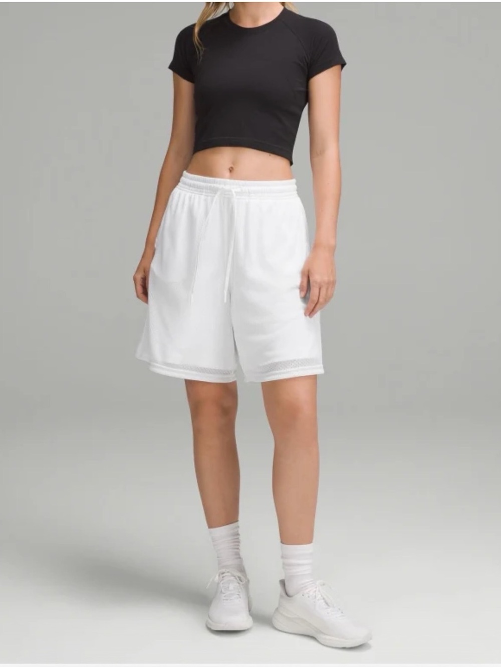 Lululemon Relaxed-Fit Mesh Training Short 8" women's Sz 4